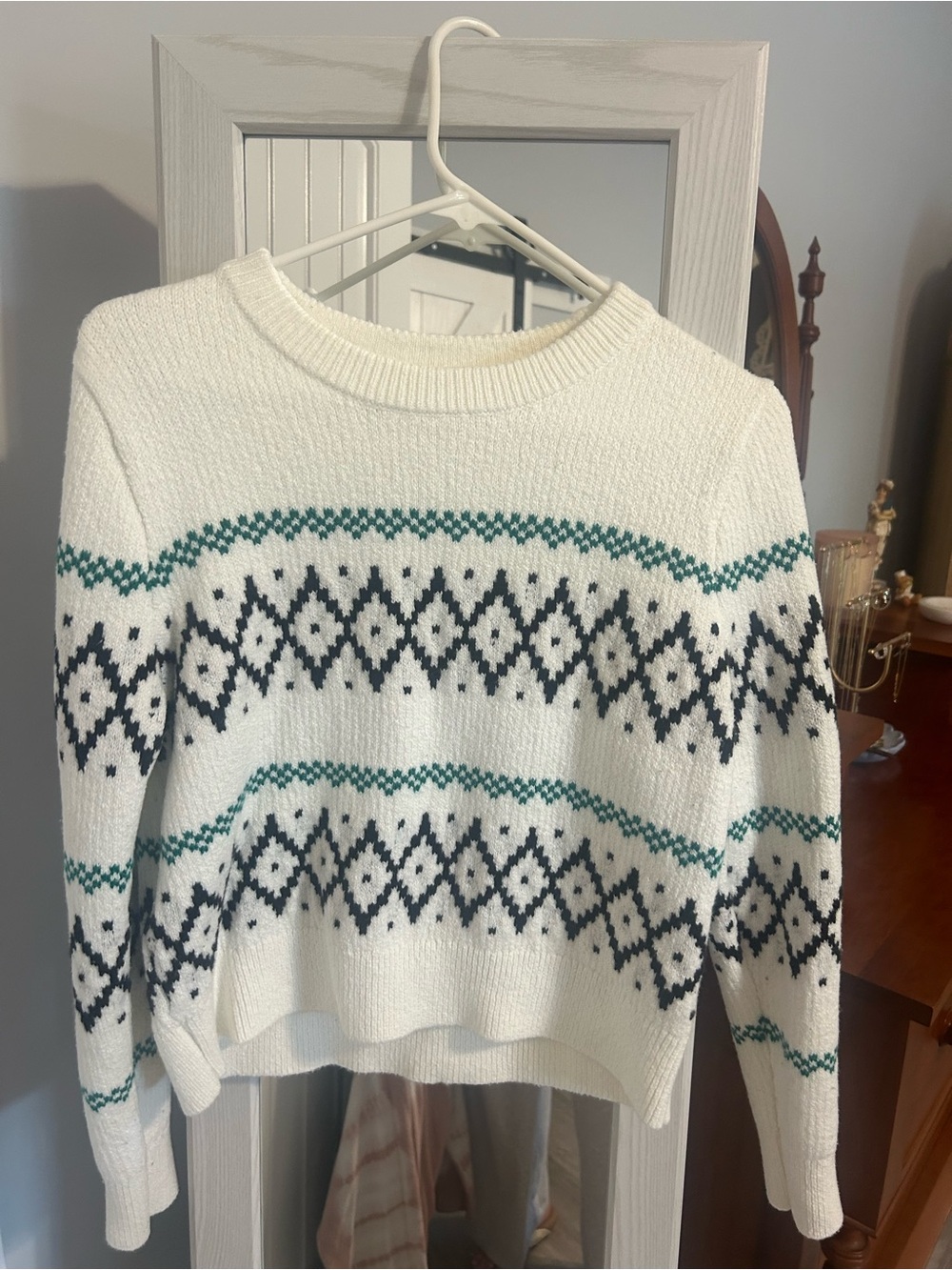 Banana Republic White Crewneck Sweater with Black and Teal Geometric Pattern